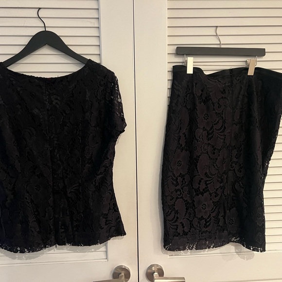 Wool street skirt and blouse - Picture 9 of 12